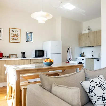 Bel Appartement, Bien Equipe Et Confortable Dans Le Centre Historique شقة